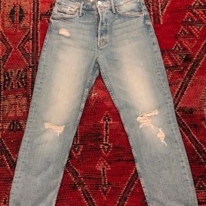 Mother Tom Cat Crop Jeans in True Confession Wash